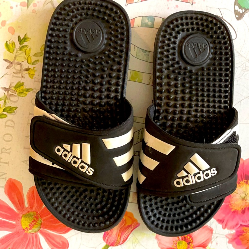 Adidas sandals for kids size 13
